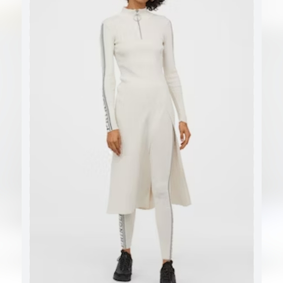 Pringle of Scotland x H&M Collab..Sweater and Leggings Set New with tags..... - Picture 2 of 2